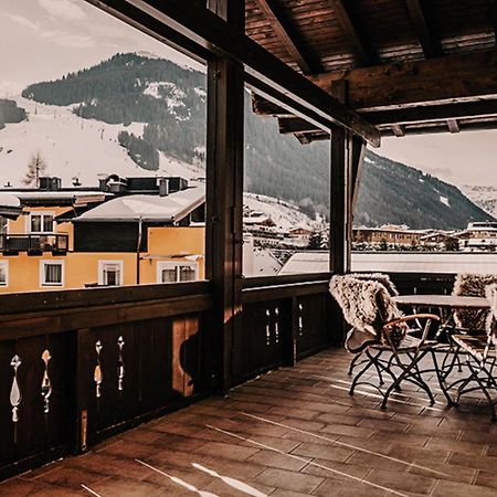 Hotel Gluecksschmiede - Hinterglemm Saalbach-Hinterglemm Exterior photo